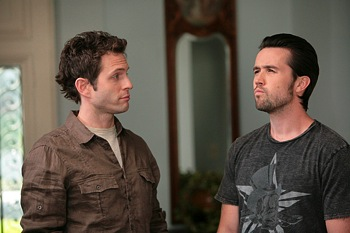 Illustration for article titled It's Always Sunny In Philadelphia: "The Gang Sells Out"/"Frank Sets Sweet Dee On Fire"